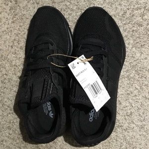Adidas swift run shoes NWOB